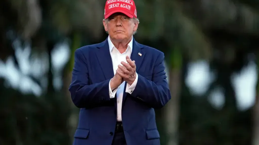 Meta, Trump’ın Sosyal Medya Hesaplarındaki Kısıtlamaları Kaldırdı