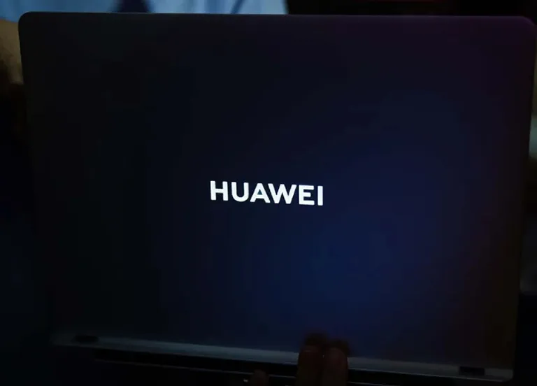 Huawei'nin, İlk Oyuncu Dizüstü Bilgisayarı Sergilendi!