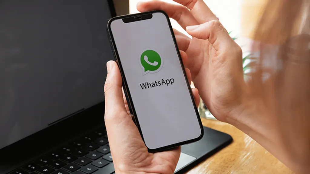 WhatsApp'a Mesaja Çift Tıklayarak Beğenme Özelliği Geliyor