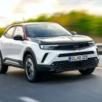 2025 Opel Mokka'nın Yenilenen Tasarımı Ortaya Çıktı!