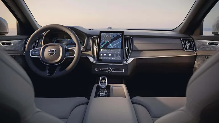 Volvo, Yenilenen XC90 Modelini Tanıttı!