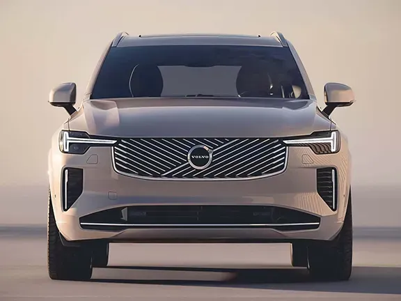 Volvo, Yenilenen XC90 Modelini Tanıttı!
