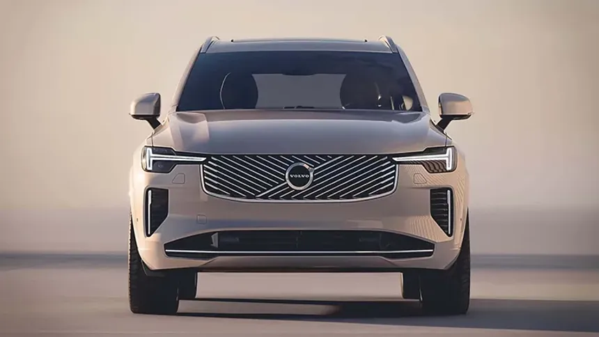Volvo, Yenilenen XC90 Modelini Tanıttı!