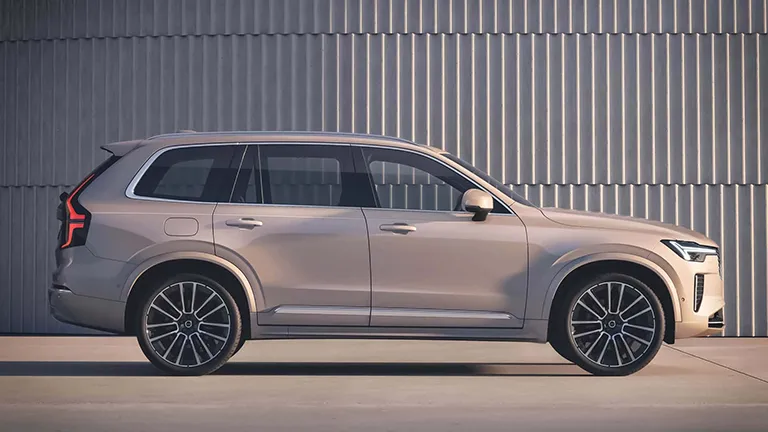 Volvo, Yenilenen XC90 Modelini Tanıttı!