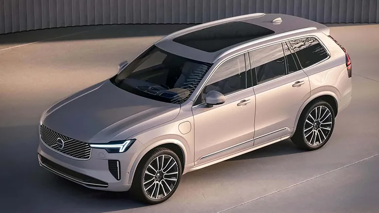 Volvo, Yenilenen XC90 Modelini Tanıttı!