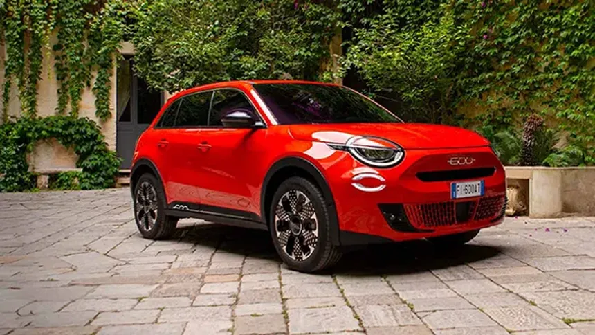 Fiat 600 B-SUV Modeli Türkiye'de Satışa Sunuldu
