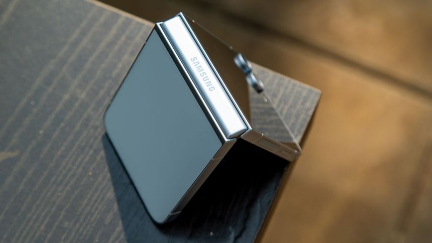 Samsung'un Katlanabilir Telefon Hedefleri: Tri-Fold ve Galaxy Z Flip FE