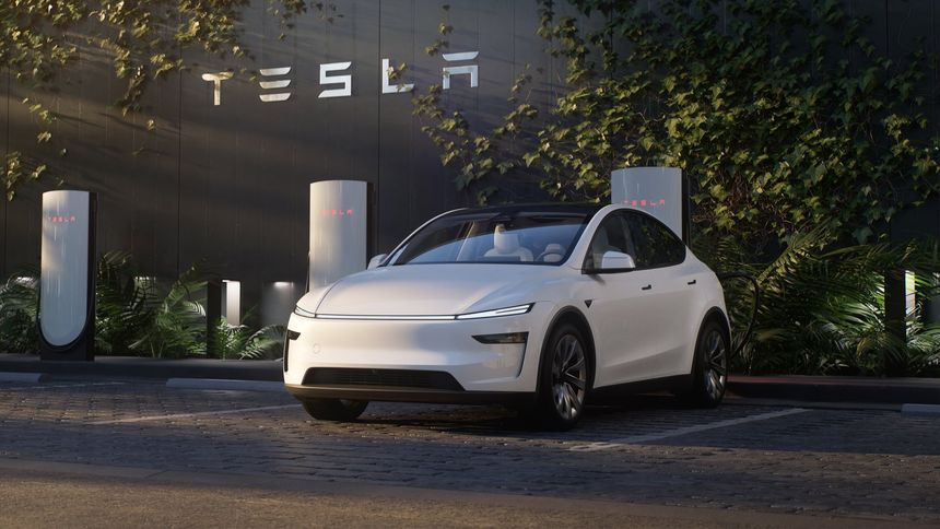 Tesla Model Y Üretimi Yine Ertelendi