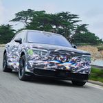Bentley Torcal, 838 beygir gücü ve 483 kilometre menzille markanın ilk elektriklisi oldu
