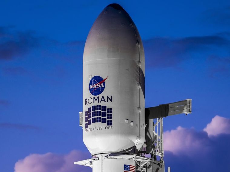 NASA’nın Roman Uzay Teleskobu karanlık evreni araştırmak üzere fırlatıldı