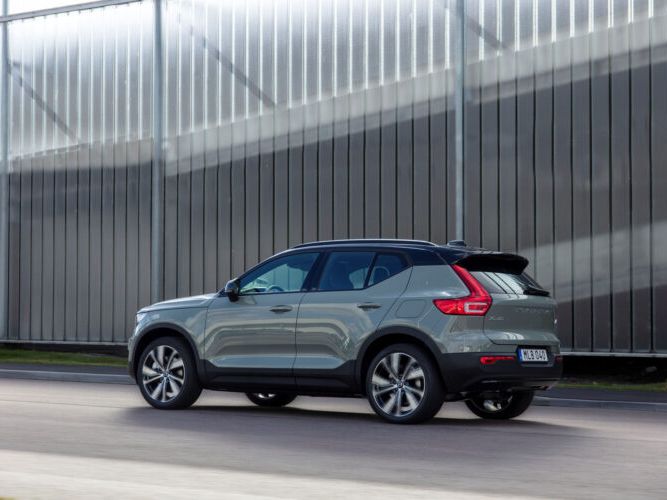 2028 Volvo XC40 dört tekerlekten çekiş ve Gemini AI ile yenilendi