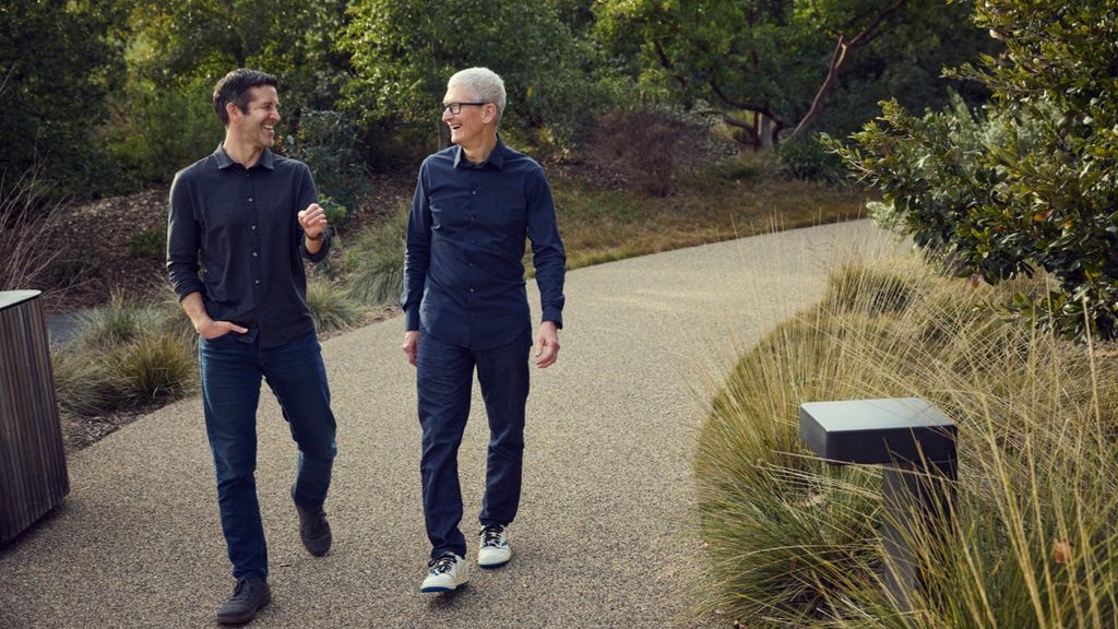 John Ternus, Tim Cook’un ardından Apple CEO’luğu görevini devraldı