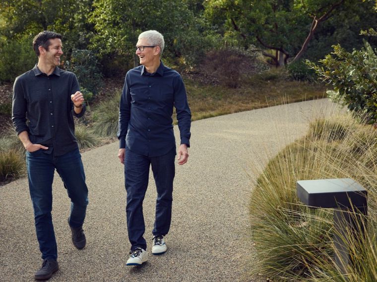 John Ternus, Tim Cook’un ardından Apple CEO’luğu görevini devraldı