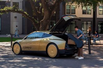 Tesla, Cybercab robotaksi seferlerini Austin'de başlattı