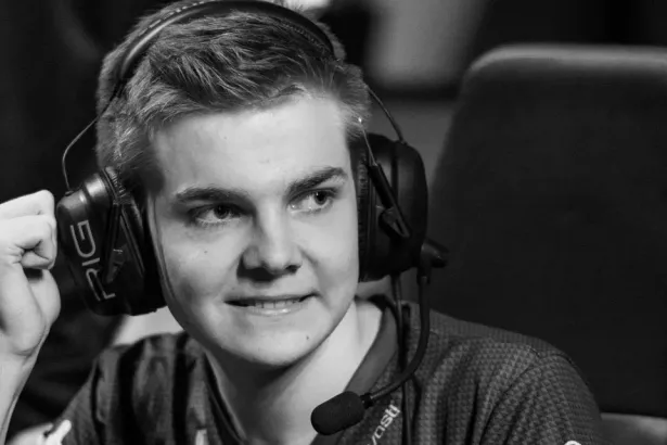 League of Legends dünya şampiyonu Cyanide 31 yaşında hayatını kaybetti
