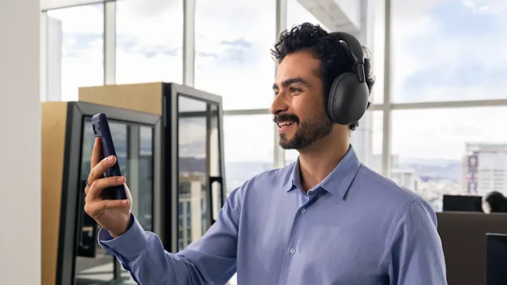Logitech Zone Vibe Pro: 270 dolara güçlü görüşme performansı