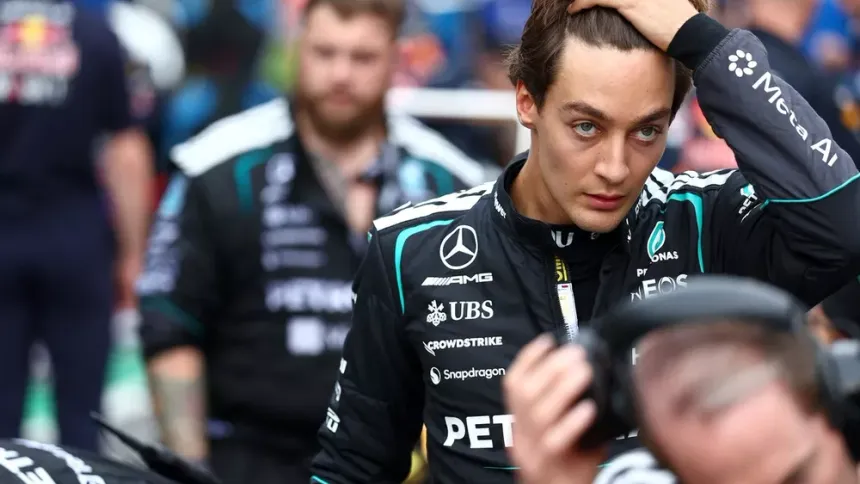 Mercedes doğruladı: George Russell motor cezasıyla Singapur GP'ye arka sıralardan başlayacak