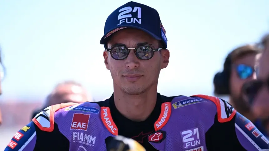 Toprak Razgatlıoğlu omuz sakatlığı nedeniyle 2026 MotoGP sezonunu kapattı
