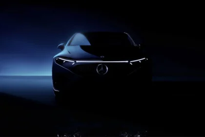 Mercedes-Benz E-Serisi'nde Dijital Anahtara Geçecek