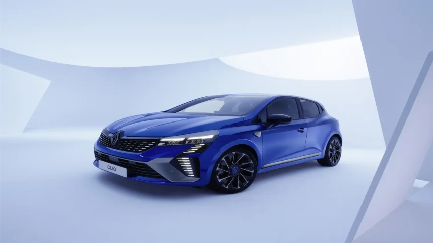 Yeni Renault Clio Türkiye’de Tanıtıldı Yeni Renault Clio Türkiye’de Tanıtıldı