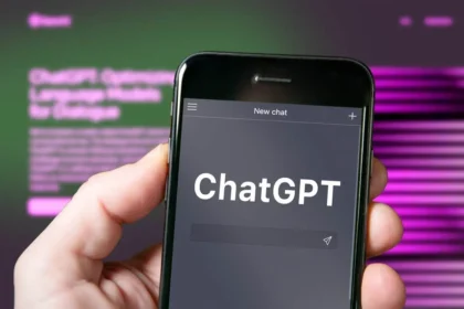 ChatGPT İlk Kez Bir Akıllı Telefona Entegre Ediliyor