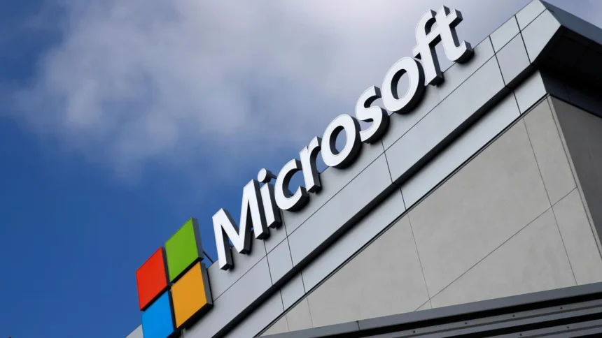 Microsoft, Outlook ve OneDrive Kesintilerinin DDoS Saldırısı Olduğunu Doğruladı Microsoft, Outlook ve OneDrive Kesintilerinin DDoS Saldırısı Olduğunu Doğruladı