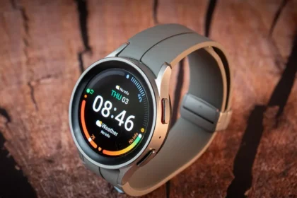 WhatsApp, Samsung Wear OS Akıllı Saatlerde Kullanıma Sunuluyor