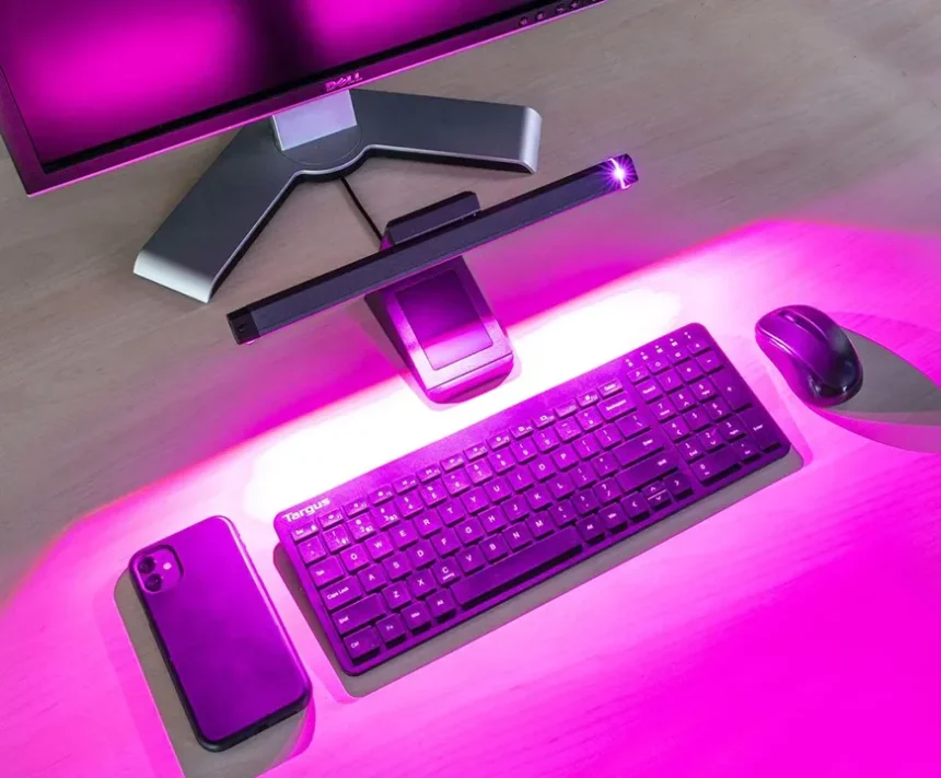 Targus, Masaüstü UV-C LED Dezenfeksiyon Işığını Piyasaya Sürüyor