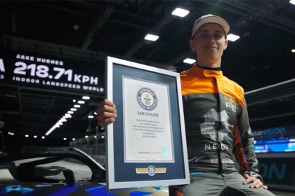 Elektrikli Formula Arabası Kara Hız Rekorunu Kırdı