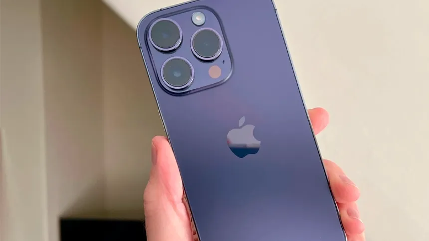 Kuo:iPhone 15 Pro Max, Periskop Lensi Sayesinde En Çok Satan Model Olabilir