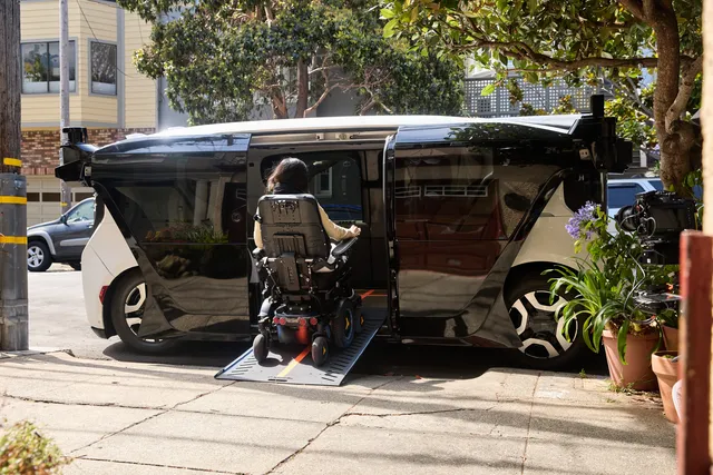Cruise, 2024 Yılında Piyasaya Sürmeyi Planladığı Tekerlekli Sandalye Erişimli Robot Taksisini Tanıttı Cruise, 2024 Yılında Piyasaya Sürmeyi Planladığı Tekerlekli Sandalye Erişimli Robot Taksisini Tanıttı