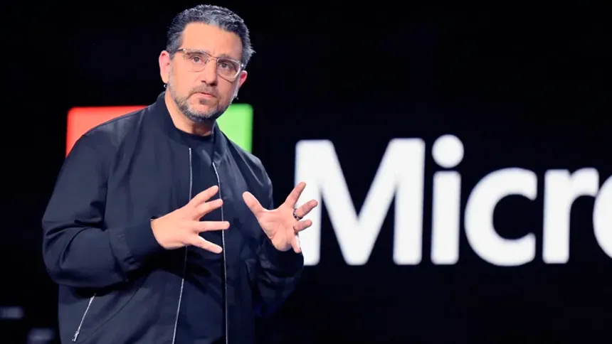 Windows ve Surface Departmanlarının Başkanı Panos Panay Microsoft'tan Ayrılıyor