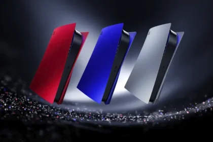 PlayStation'ın 'Deep Earth Koleksiyonu' PS5 renkleri: Metalik Kırmızı, Mavi ve Gümüş