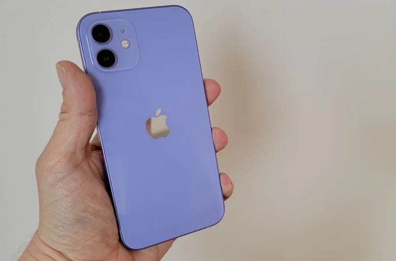 Apple, iPhone 12'nin Radyasyon Endişelerini Çözmek İçin Yazılım Güncellemesi Yayınlayacak