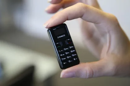 Zanco Tiny T2, Dünyanın En Küçük Telefonu!