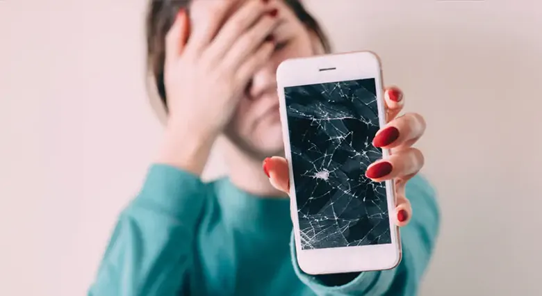 Telefonunuzun Ekranı Çatladığında, Kendi Kendini Onarabilecek! Telefonunuzun Ekranı Çatladığında, Kendi Kendini Onarabilecek!