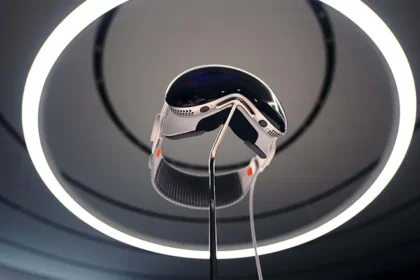 Apple Vision Pro'nun Çıkış Tarihi Mart'a Ertelendi!