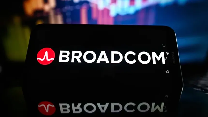 Broadcom, VMware ile 61 Milyar Dolarlık Mega Anlaşmasını Tamamladı