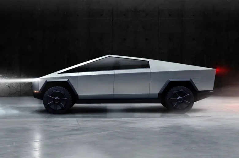 Tesla, Cybertruck Sahipleri Araçlarını İki Yıl İçinde Satmaları Durumunda Dava Açabilecek