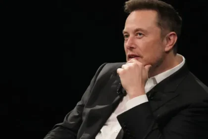Elon Musk'tan, Zuckerberg'e Gönderme: Threads'te Kendisi Bile Paylaşım Yapmıyor!