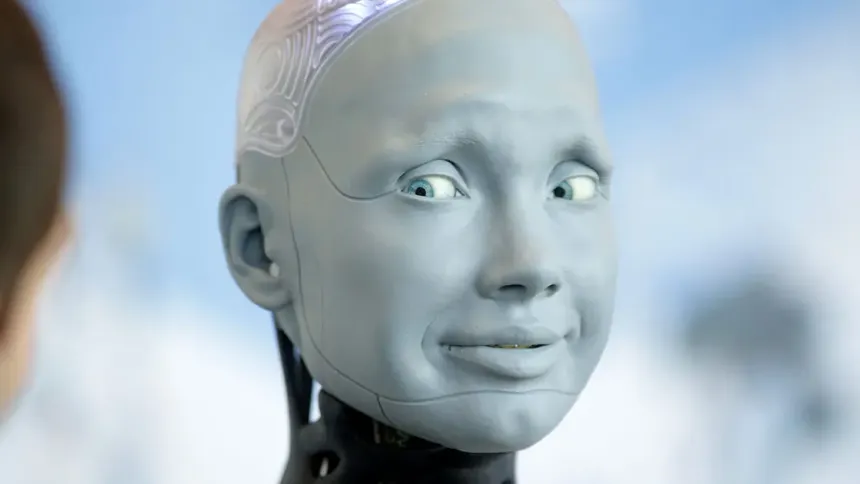 Dünyanın İlk Açık Kaynak Kodlu İnsansı Robotu Piyasaya Çıktı!