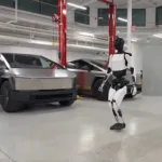 Sosyal Medya Gündemi: Elon Musk'ın İnsansı Robotu Mühendise Mi Saldırdı?