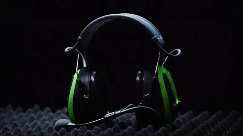 3M, Kendi Kendini Şarj Eden Kulaklığını Tanıttı 3M, Kendi Kendini Şarj Eden Kulaklığını Tanıttı