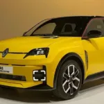 Fütüristik Tasarımlı Elektrikli Renault R5'in Fotoğrafları Sızdırıldı
