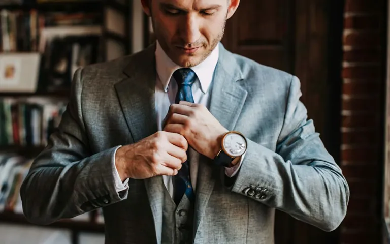 Kravat Nasıl Bağlanır? Kravat Bağlama Teknikleri Nelerdir?