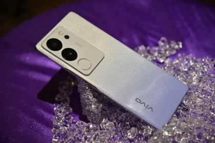 vivo V29 5G Modelini 32 Bin Kez Düşürerek Sağlamlığını Test Etti