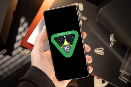 Android 15'ten Hayat Kurtaran Özellik: Telefon Kapalıyken Bile Konumu İzleyebileceksiniz