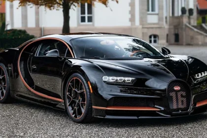 ABD'de Bir Otomobil Bayisi Bugatti Chiron Alan Müşteriye Rolls-Royce Wraith Hediye Edecek!