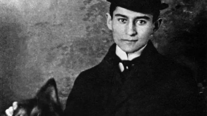 Franz Kafka Kimdir? Sıra Dışı Dünyası: Eserleri ve Yaşam Öyküsü