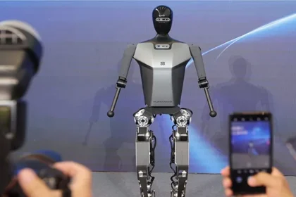 Dünyanın İlk Koşabilen Robotu: Tiangong!